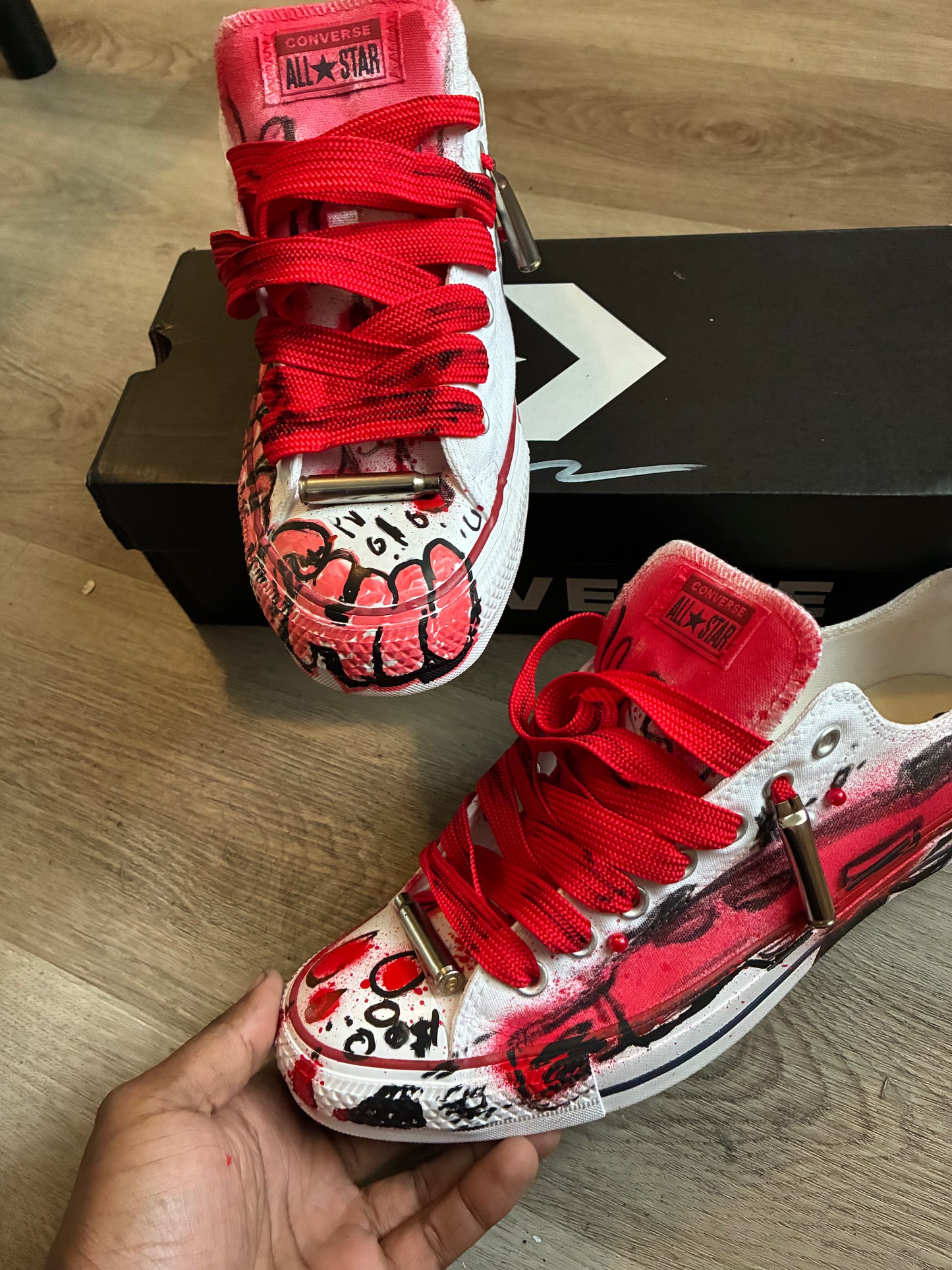 RED 223 CHUCKS